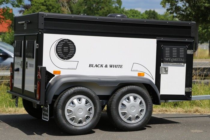 Blyss Thermo Black & White mit Ventilator und Thermostat in der Seitenwand