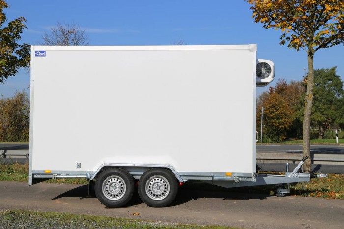 BLYSS Coolbox FK2736 mit 360 cm Innenlänge in der Seitenansicht