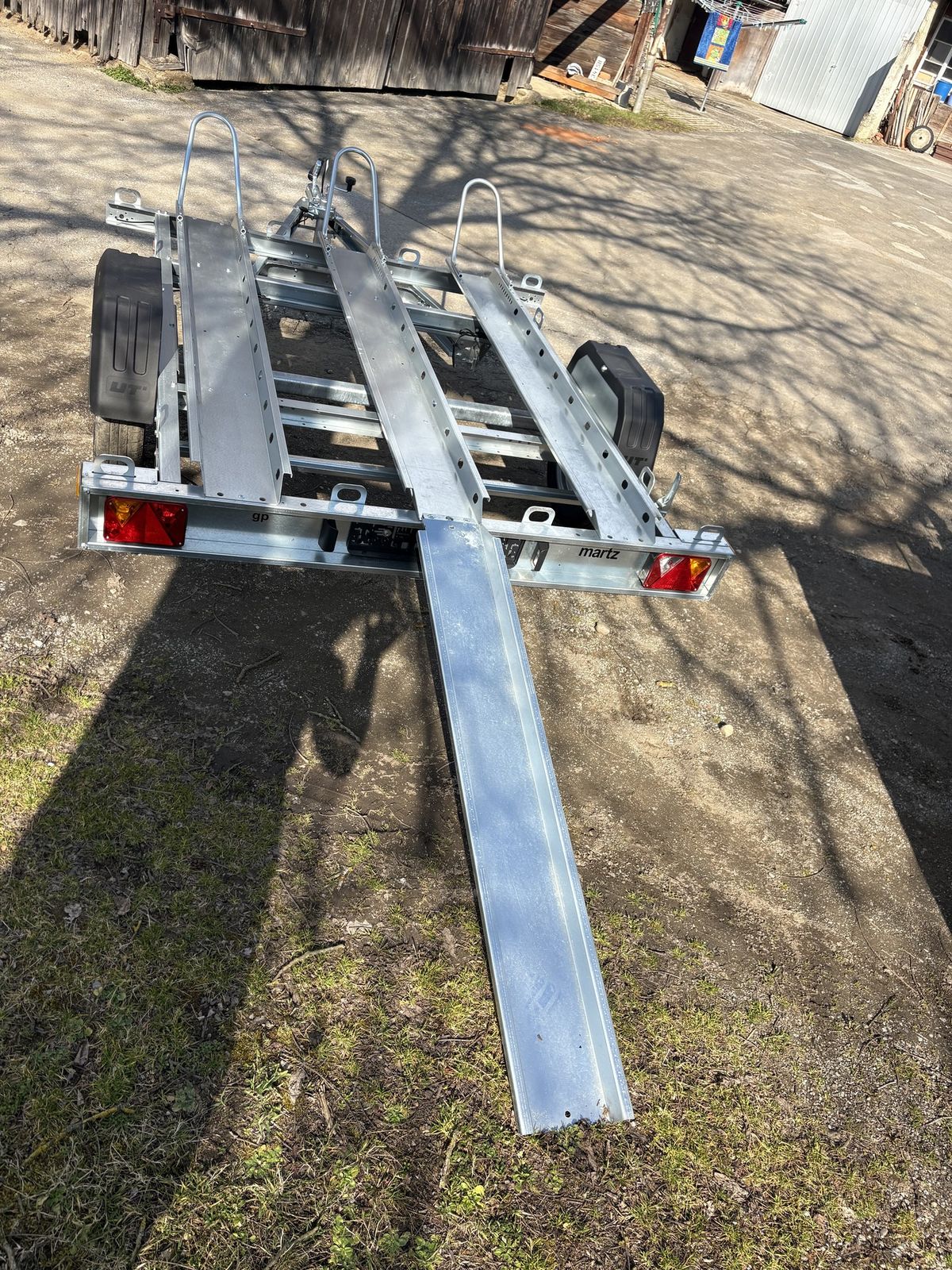 Motorradanhänger Martz GP 2 Premium - kippbar, 750 kg